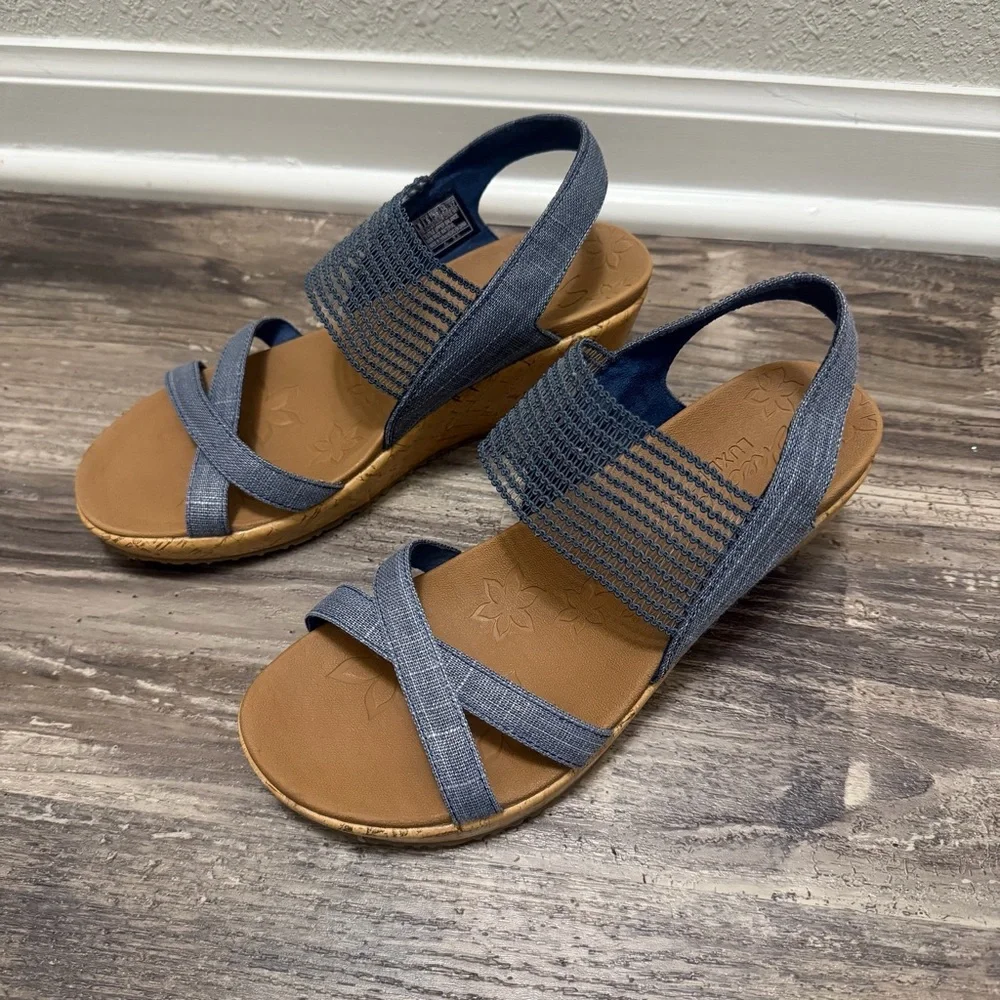 Skechers Beverlee-High Tea Luxe Foam Blue Denim Cork Heel Wedge Sandals Size 8